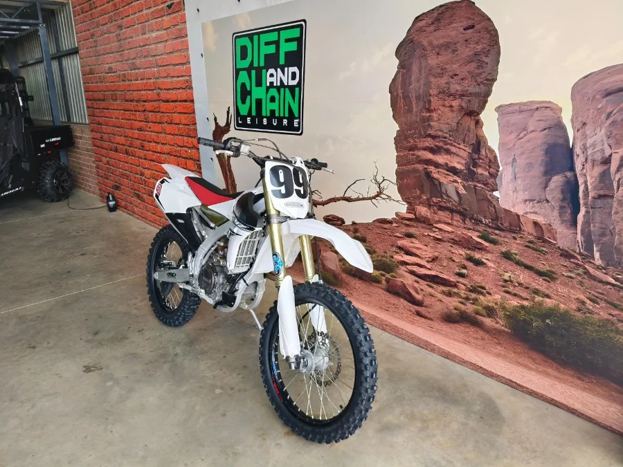 Used 2016 Yamaha YZ450F Manual - The Diff And Chain