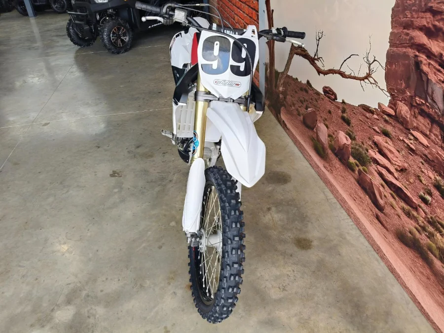 Used 2016 Yamaha YZ450F Manual - The Diff And Chain