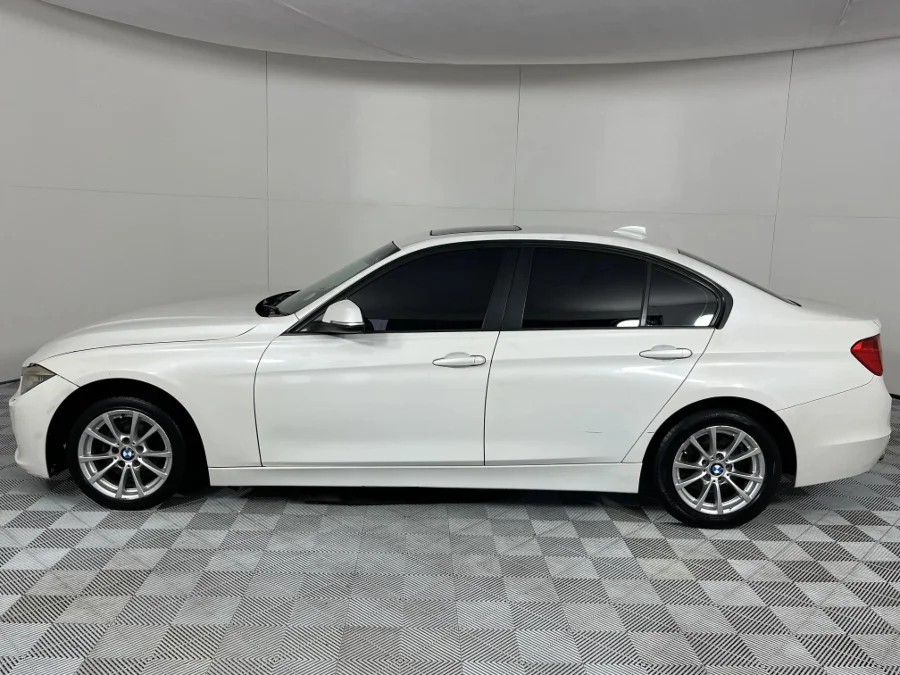 Used 2014 BMW 3 Series 320i sports-auto - WeBuyCars Mbombela