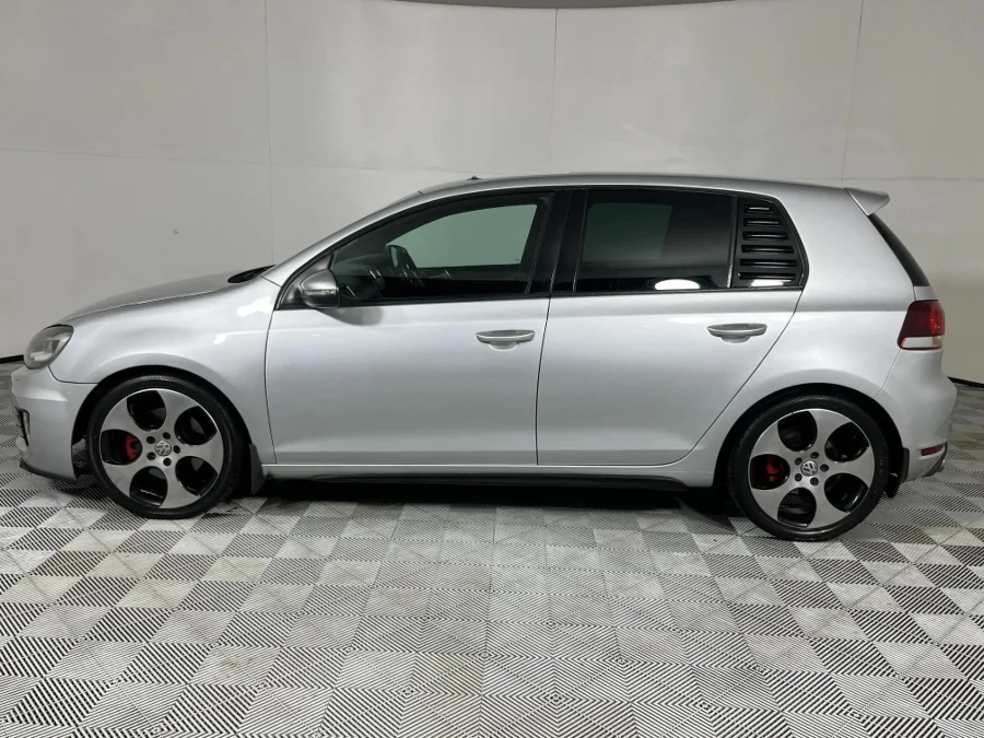 Used 2010 Volkswagen Golf GTI auto - WeBuyCars Riverhorse Used 2010 Volkswagen Golf GTI auto - WeBuyCars Riverhorse