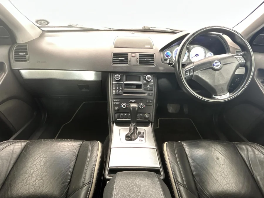 Used 2011 Volvo XC90 D5 R-Design - WeBuyCars Lansdowne