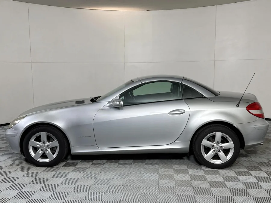Used 2005 Mercedes-Benz SLK SLK200 Kompressor Touchshift - WeBuyCars Midstream
