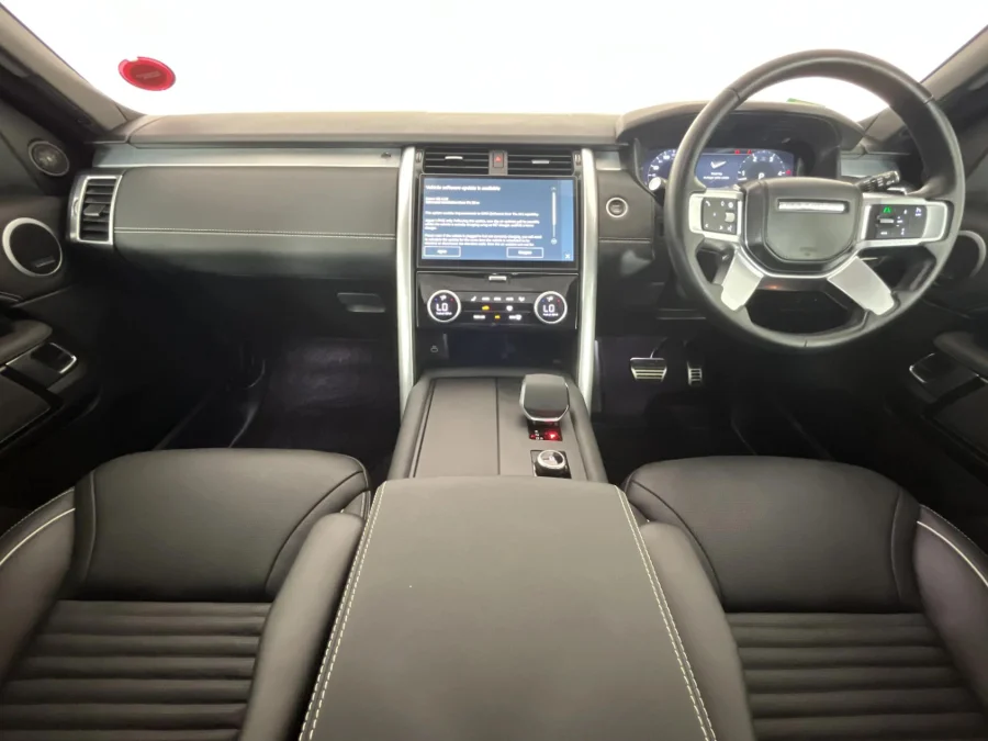 Used 2024 Land Rover Discovery D300 Dynamic HSE - WeBuyCars Silverlakes