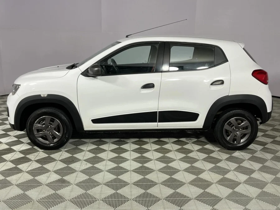 Used 2017 Renault Kwid 1.0 Dynamique - WeBuyCars Durban