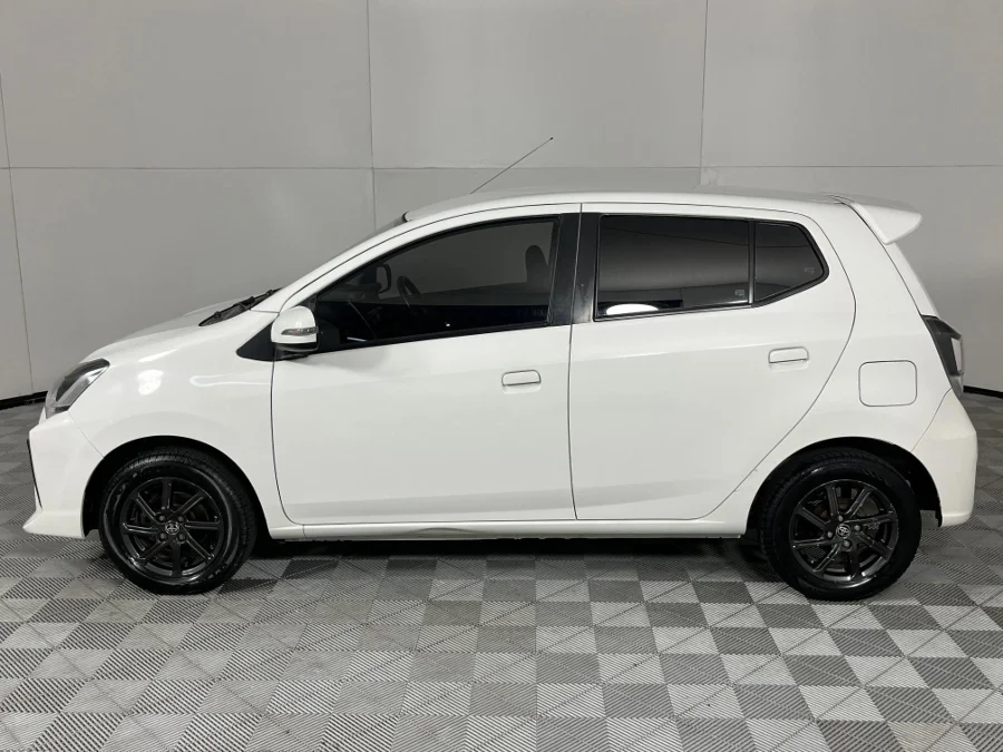Used 2022 Toyota Agya 1.0 auto - WeBuycars East London