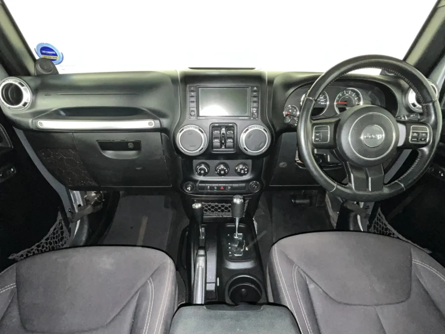 Used 2013 Jeep Wrangler Unlimited 3.6L Rubicon X - WeBuyCars George