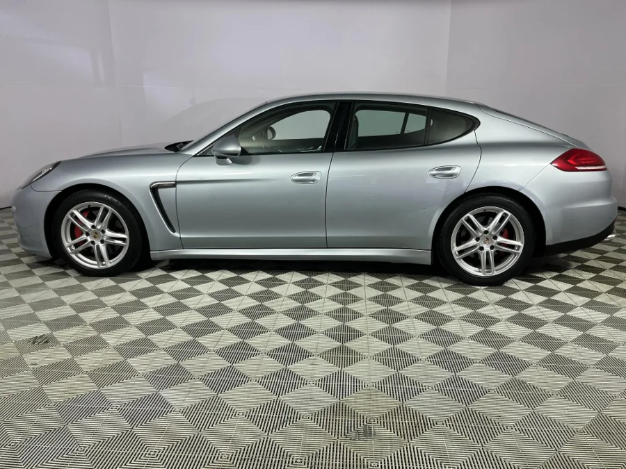Used 2014 Porsche Panamera 4 Edition - WeBuyCars The Dome