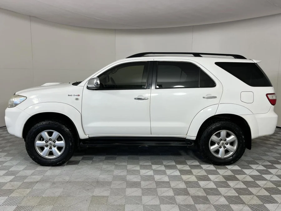 Used 2011 Toyota Fortuner 3.0D-4D Heritage Edition auto - WeBuyCars Mbombela