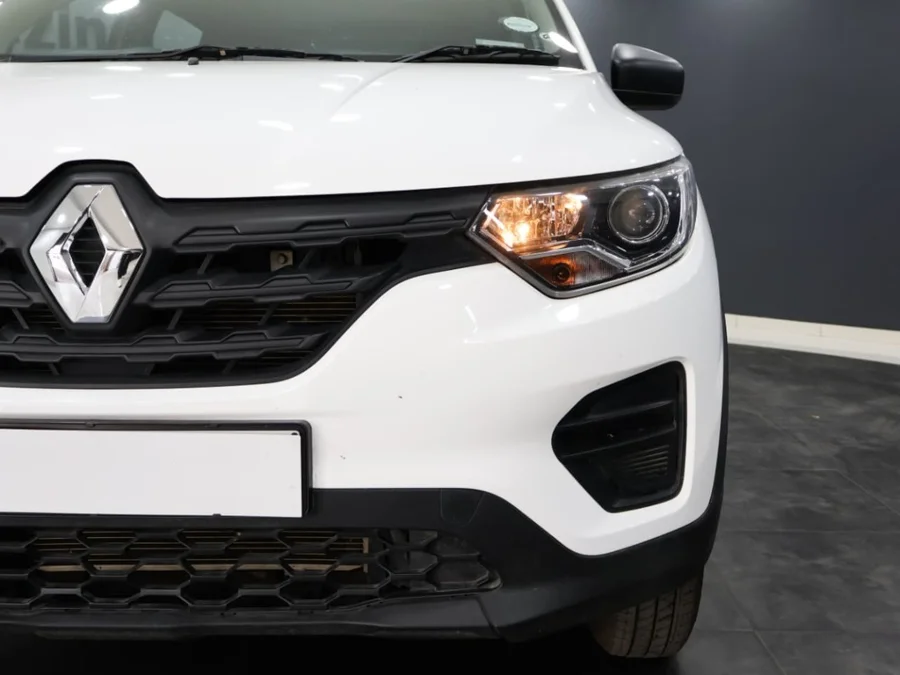 Used 2025 Renault Triber 1.0 Life - ICar Gezina