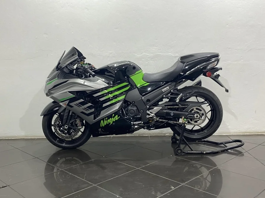 Used 2022 KAWASAKI 1300 - 2000 ZZR 1400 ABS OHLINS - TRD Motorcycles Used 2022 KAWASAKI 1300 - 2000 ZZR 1400 ABS OHLINS - TRD Motorcycles