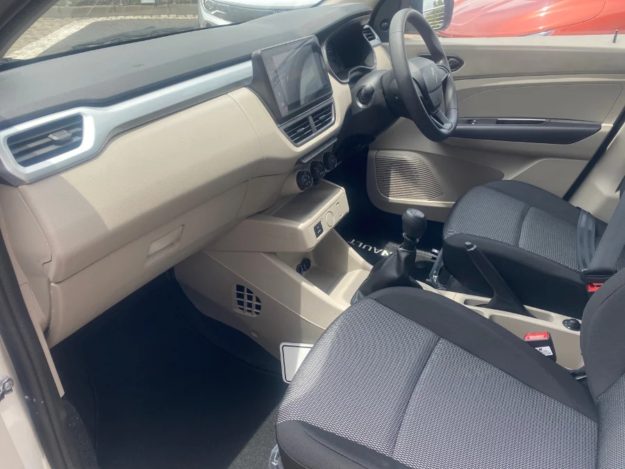 New 2026 Renault Triber 1.0 Evolution - Eastvaal Motor City New