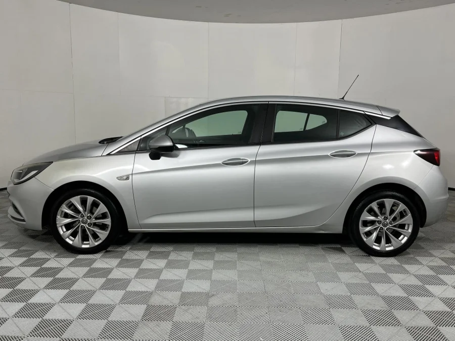 Used 2016 Opel Astra hatch 1.4 Turbo Essentia - WeBuyCars Gqeberha