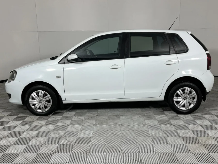 Used 2016 Volkswagen Polo Vivo hatch 1.4 Trendline - WeBuycars East London