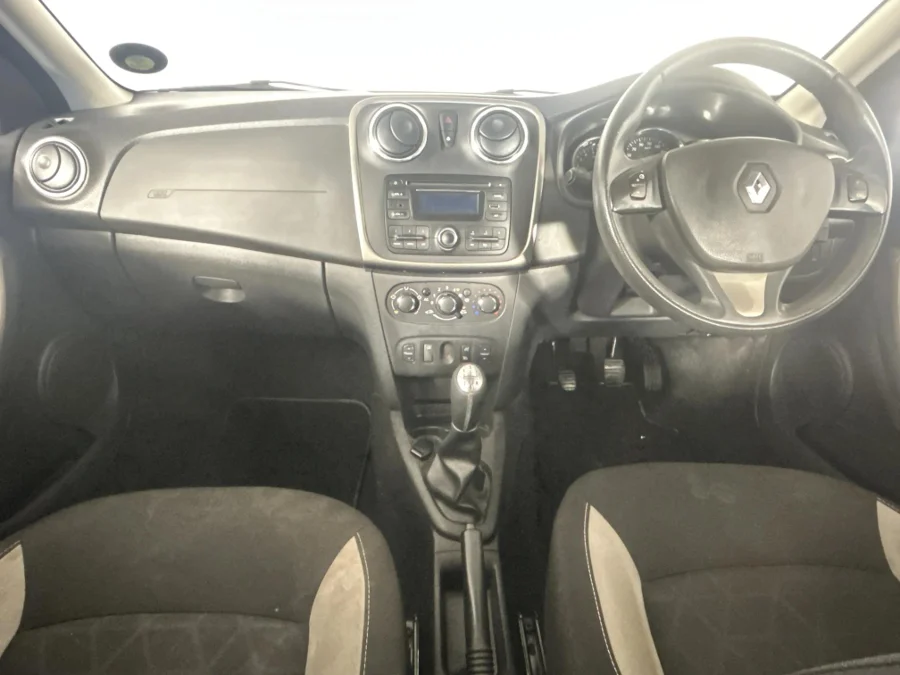 Used 2015 Renault Sandero Stepway 66kW turbo - WeBuyCars Lansdowne