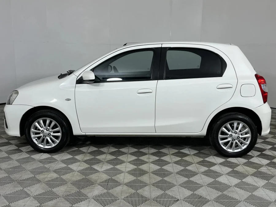 Used 2020 Toyota Etios hatch 1.5 Sprint - WeBuyCars George