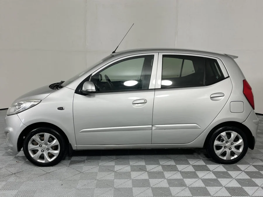 Used 2017 Hyundai i10 1.1 Motion - WeBuyCars Midstream