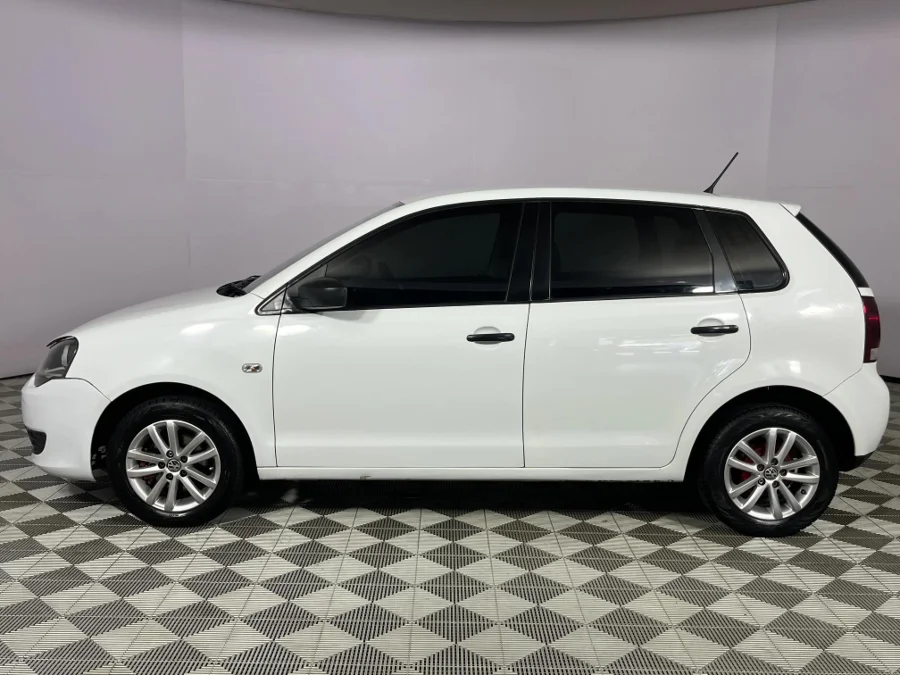 Used 2015 Volkswagen Polo Vivo hatch 1.4 Trendline - WeBuyCars Durban