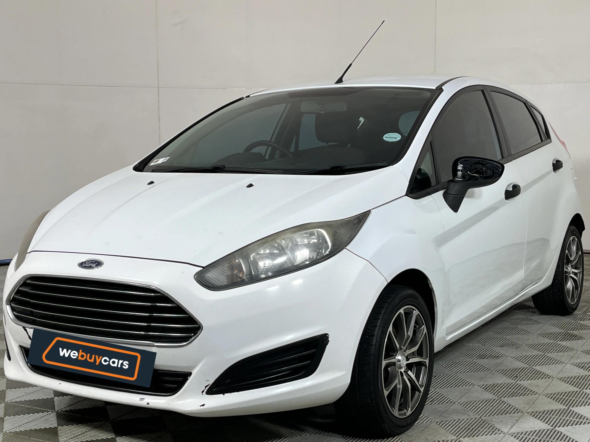 Used 2015 Ford Fiesta 5-door 1.4 Ambiente