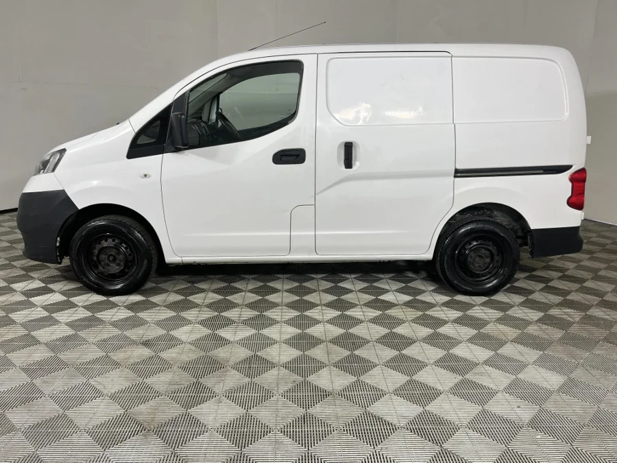 Used 2017 Nissan NV200 panel van 1.6i Visia - WeBuyCars George