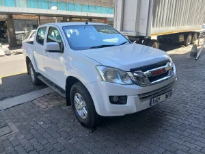 Used 2015 Isuzu KB 250D-Teq double cab LE