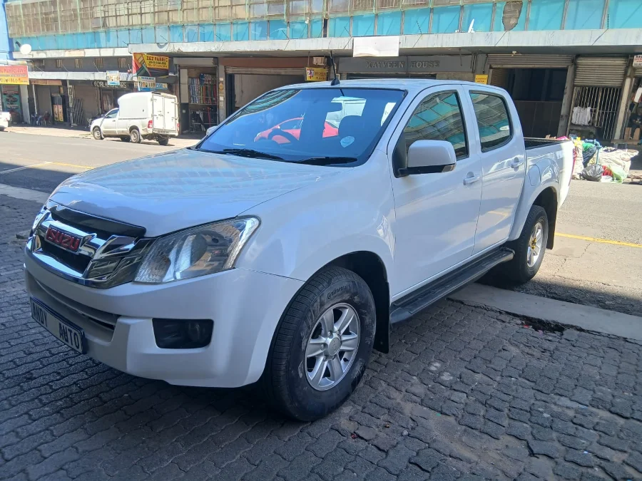 Used 2015 Isuzu KB 250D-Teq double cab LE - Andy Auto