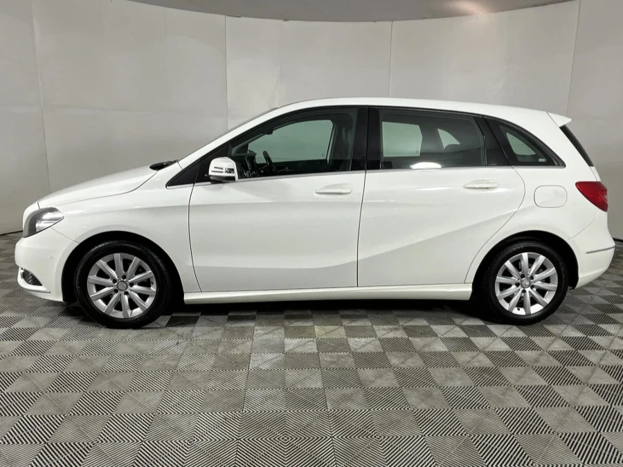 Used 2015 Mercedes-Benz B-Class B200 auto - WeBuyCars The Dome