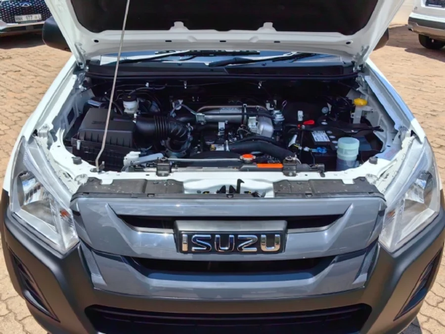 Used 2026 Isuzu D-Max Gen 6 250c single cab - BB Nissan Mokopane