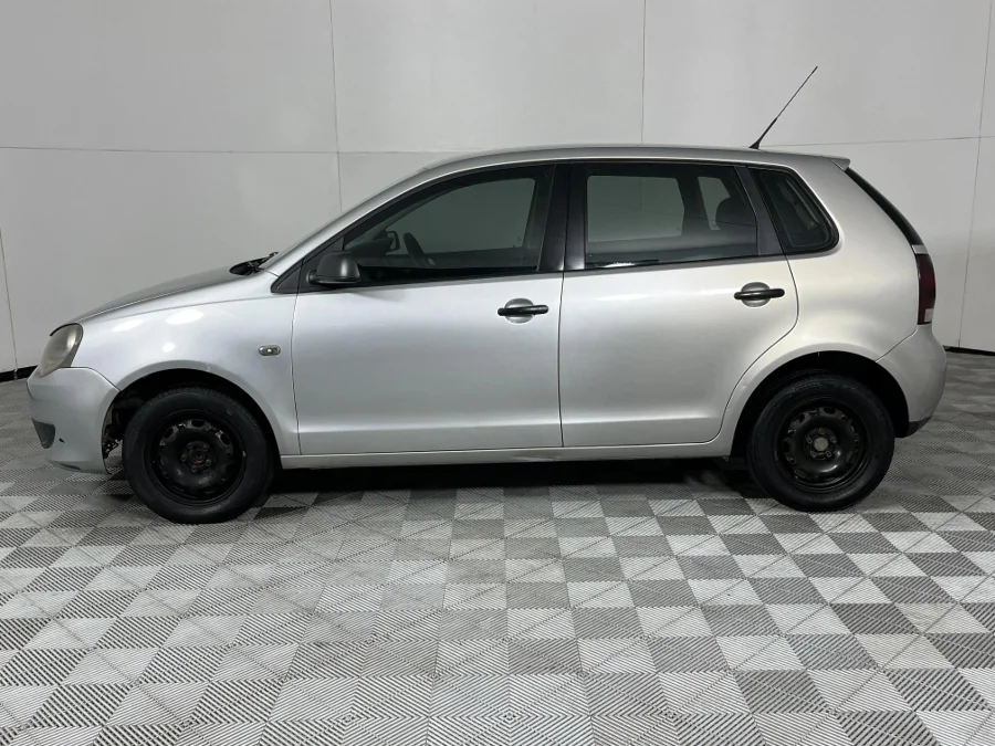 Used 2014 Volkswagen Polo Vivo 5-door 1.4 Trendline - WeBuycars East London