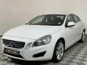 Used 2012 Volvo S60 T4 Excel auto