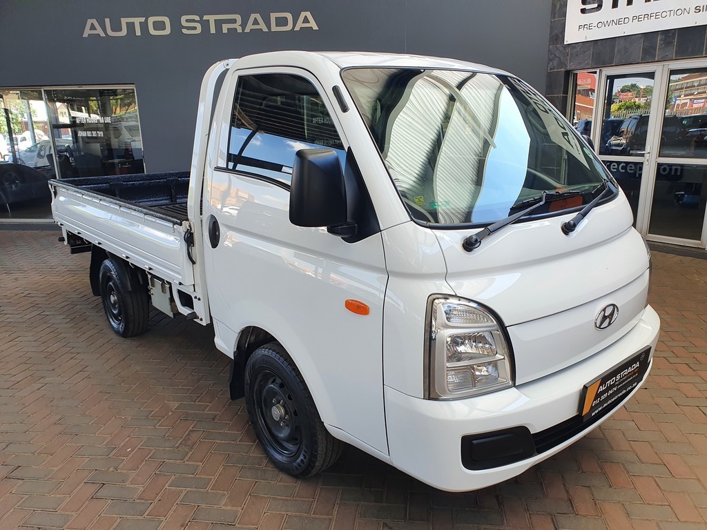 Used 2021 Hyundai H-100 Bakkie 2.6D deck (aircon)