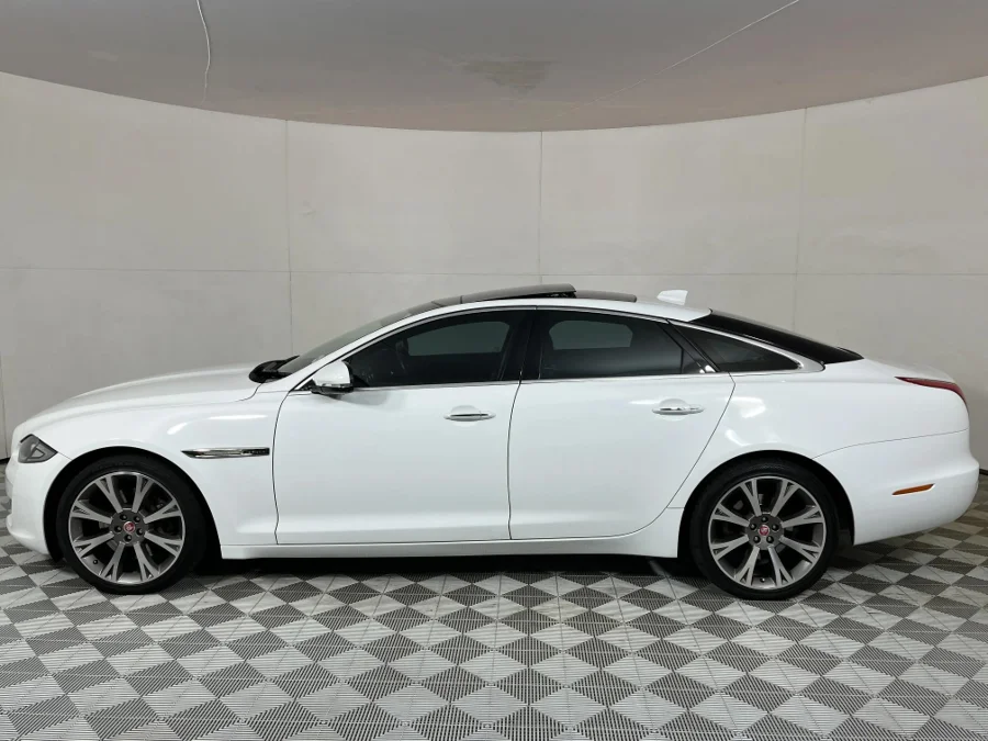 Used 2017 Jaguar XJ L 3.0D Premium Luxury - WeBuyCars Silverlakes