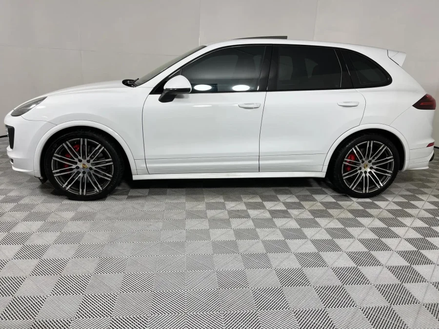 Used 2015 Porsche Cayenne GTS - WeBuyCars The Dome