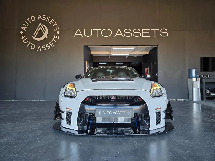 Used 2015 Nissan GT-R Black Edition - Auto Assets