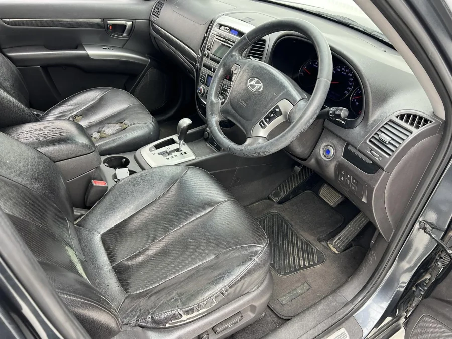 Used 2011 Hyundai Santa Fe 2.2CRDi 4WD Elite - EBK Auto Used 2011 Hyundai Santa Fe 2.2CRDi 4WD Elite - EBK Auto