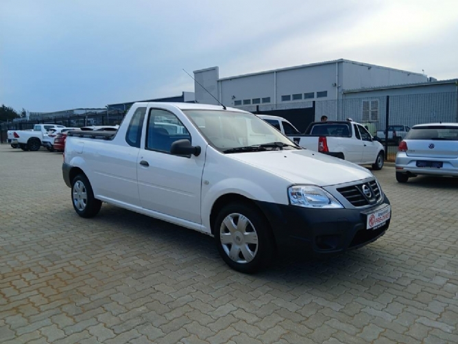 Used 2022 Nissan NP200 1.6i Stealth