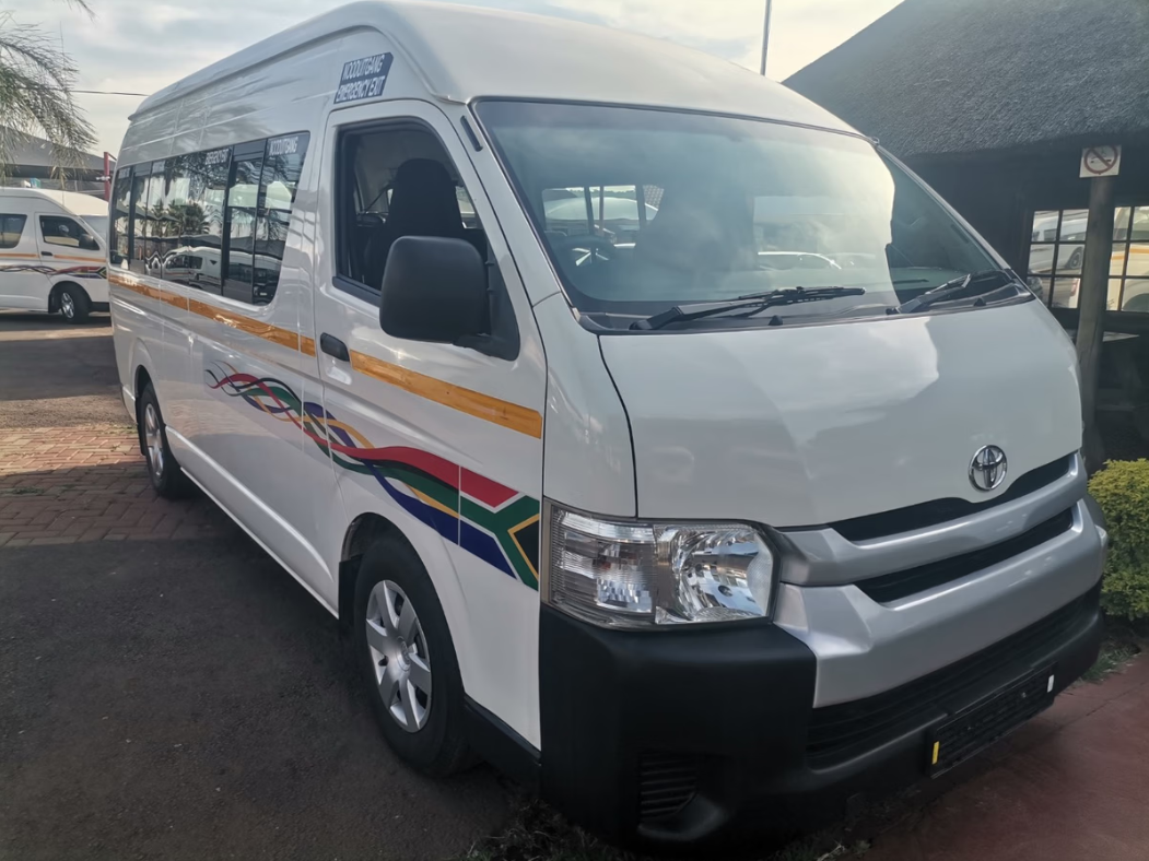 Used 2022 Toyota Quantum 2.5D-4D Ses-fikile