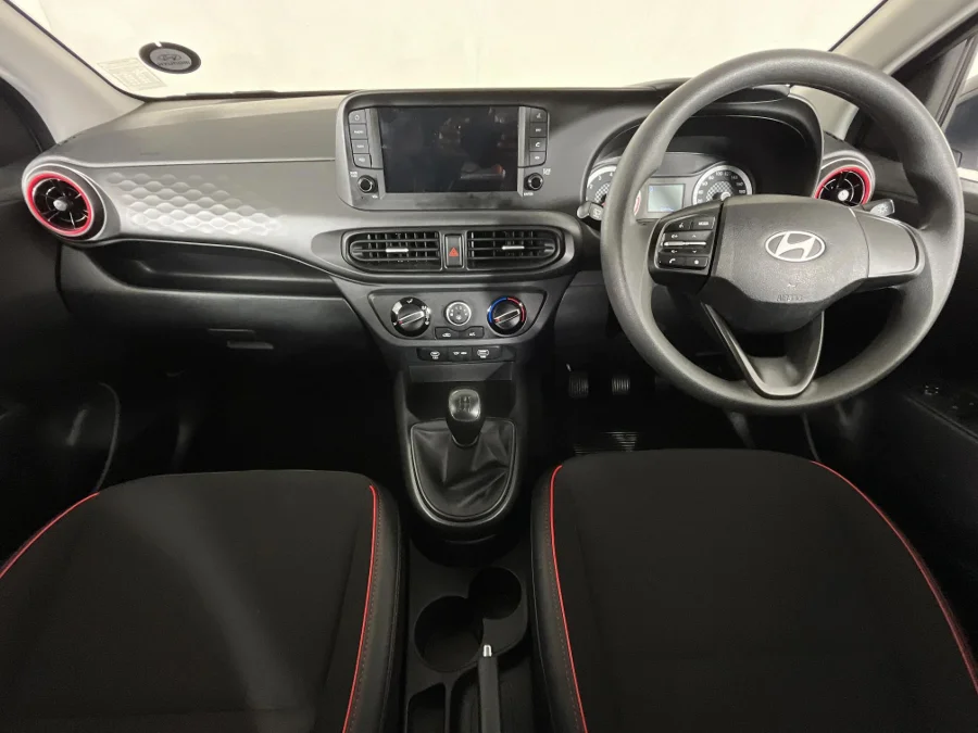 Used 2025 Hyundai Grand i10 1.0 Premium hatch - WeBuyCars The Dome