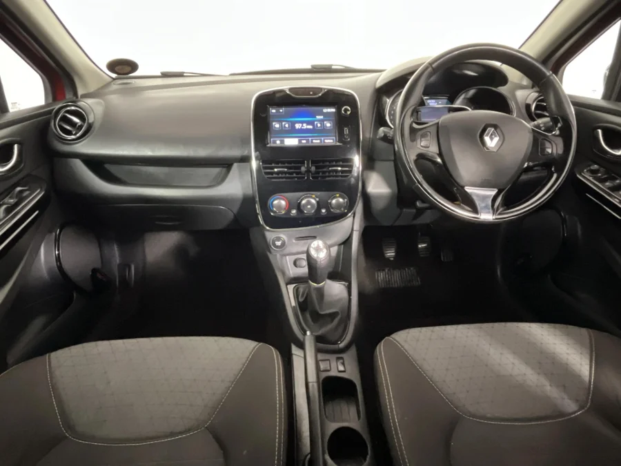 Used 2014 Renault Clio 66kW turbo Dynamique - WeBuyCars Silverlakes