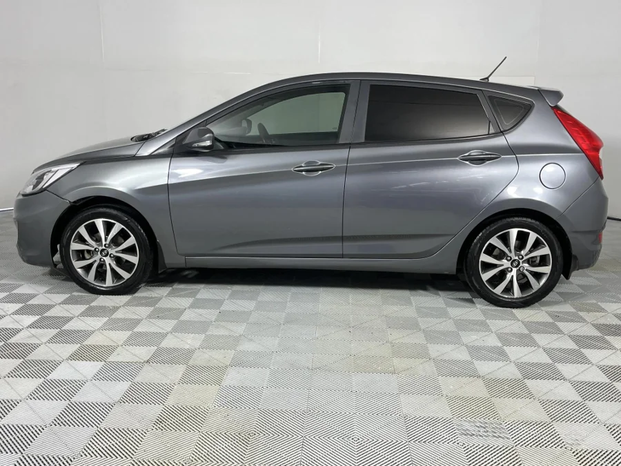 Used 2018 Hyundai Accent hatch 1.6 Fluid auto - WeBuyCars Silverlakes