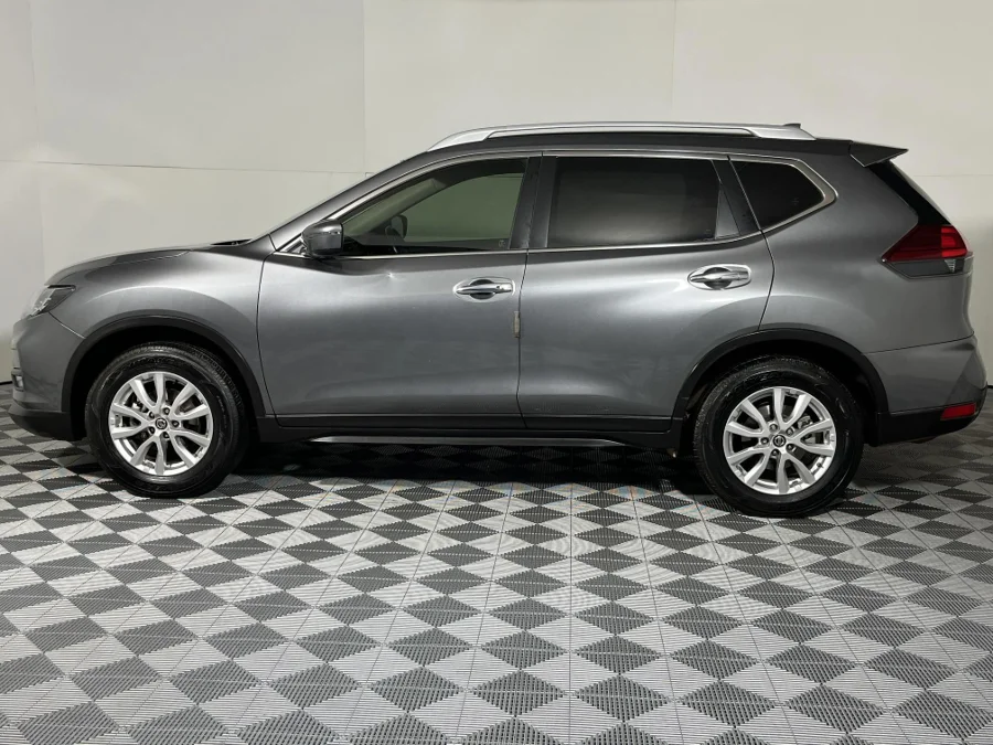 Used 2022 Nissan X-Trail 2.5 4x4 Acenta - WeBuyCars JHB South