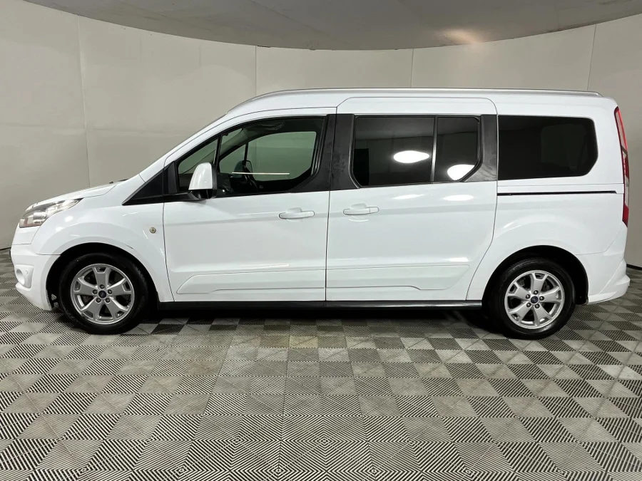Used 2015 Ford Grand Tourneo Connect 1.6TDCi Titanium - WeBuyCars The Dome