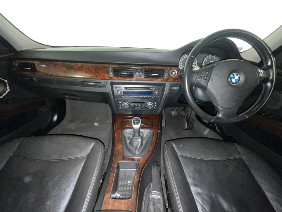 Used 2010 BMW 3 Series 320i Innovations - WeBuyCars Durban