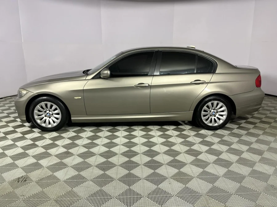 Used 2010 BMW 3 Series 320i Innovations - WeBuyCars Durban