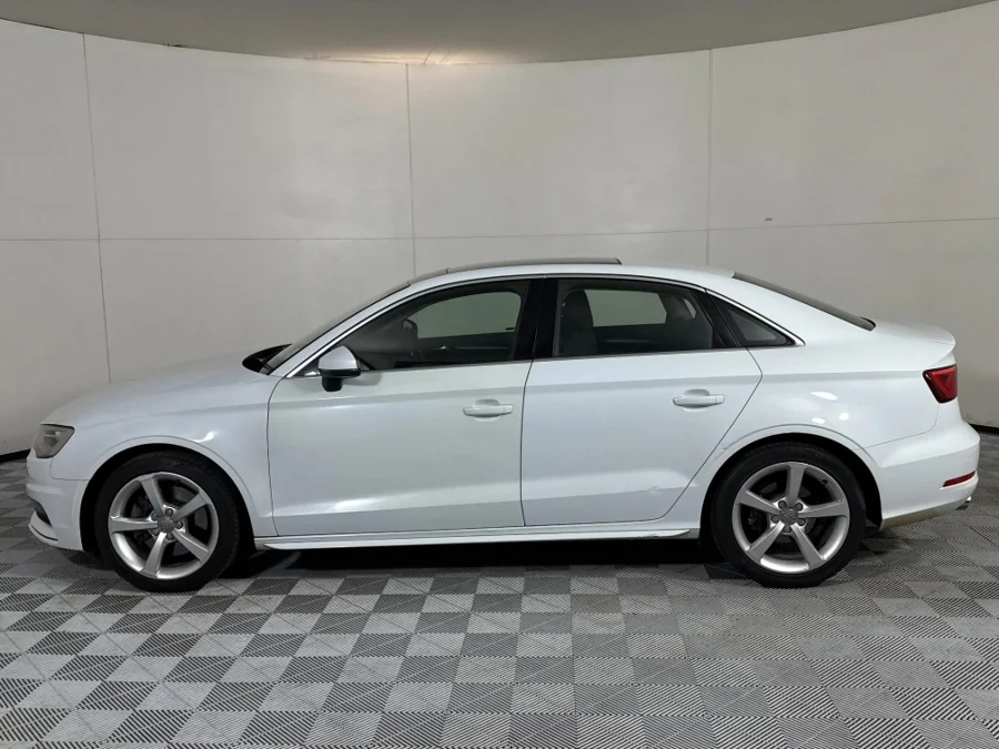Used 2015 Audi A3 sedan 1.8TFSI SE auto - WeBuyCars Midstream