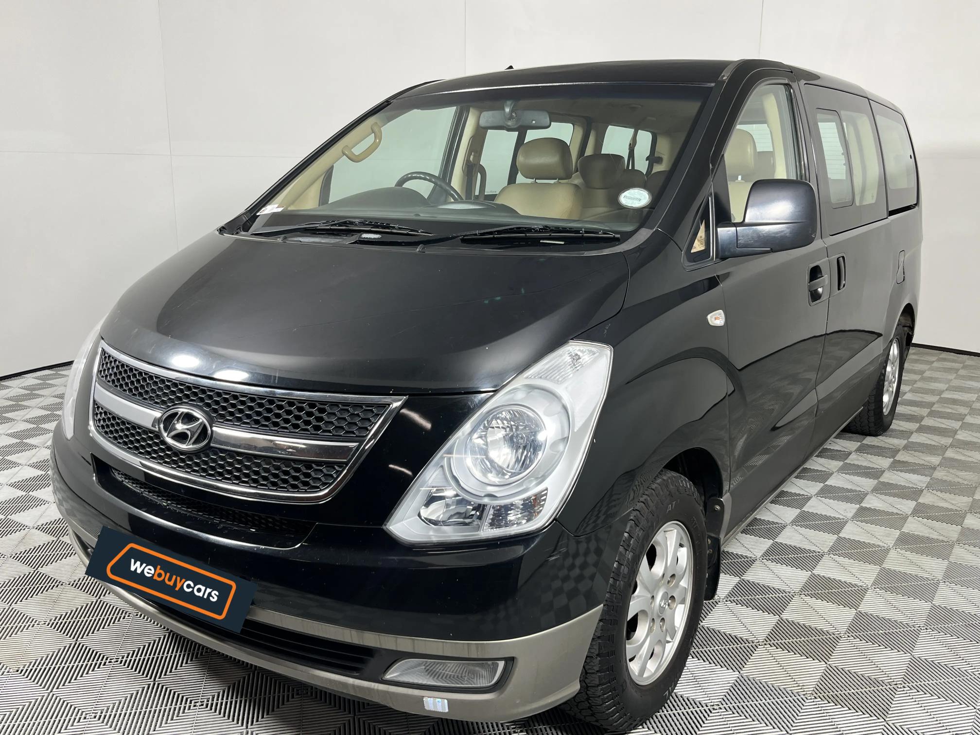 Used 2010 Hyundai H-1 2.4 bus Executive