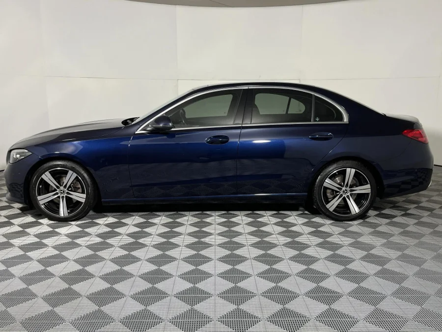 Used 2022 Mercedes-Benz C-Class C220d AMG Line - WeBuyCars Germiston
