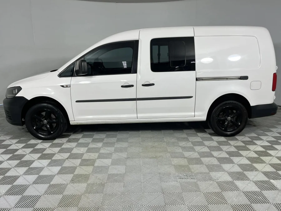 Used 2015 Volkswagen Caddy Maxi 2.0TDI crew bus - WeBuyCars Silverlakes Used 2015 Volkswagen Caddy Maxi 2.0TDI crew bus - WeBuyCars Silverlakes