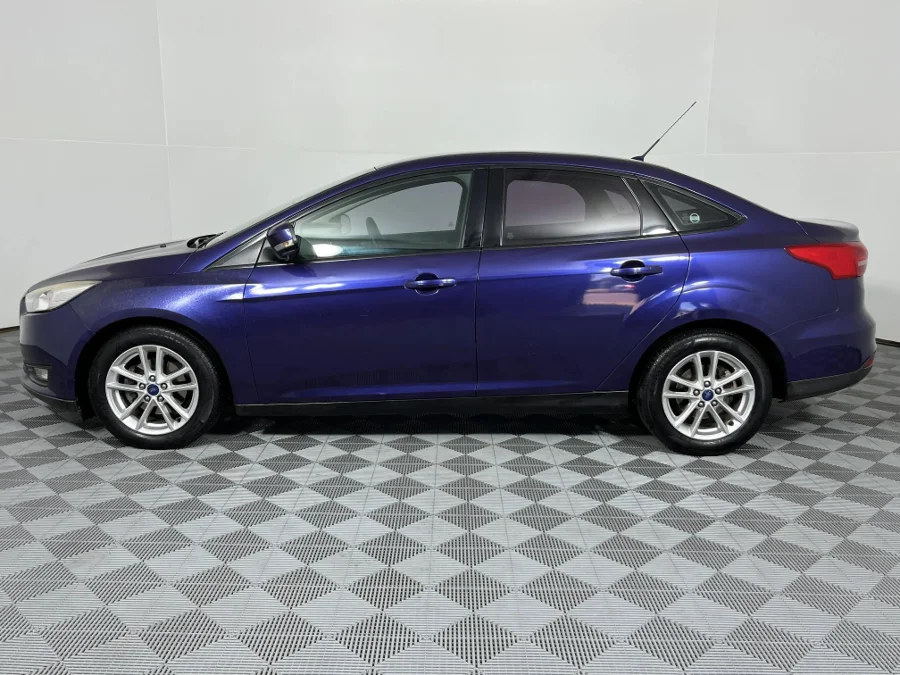 Used 2016 Ford Focus sedan 1.5T Trend auto - WeBuyCars Montana