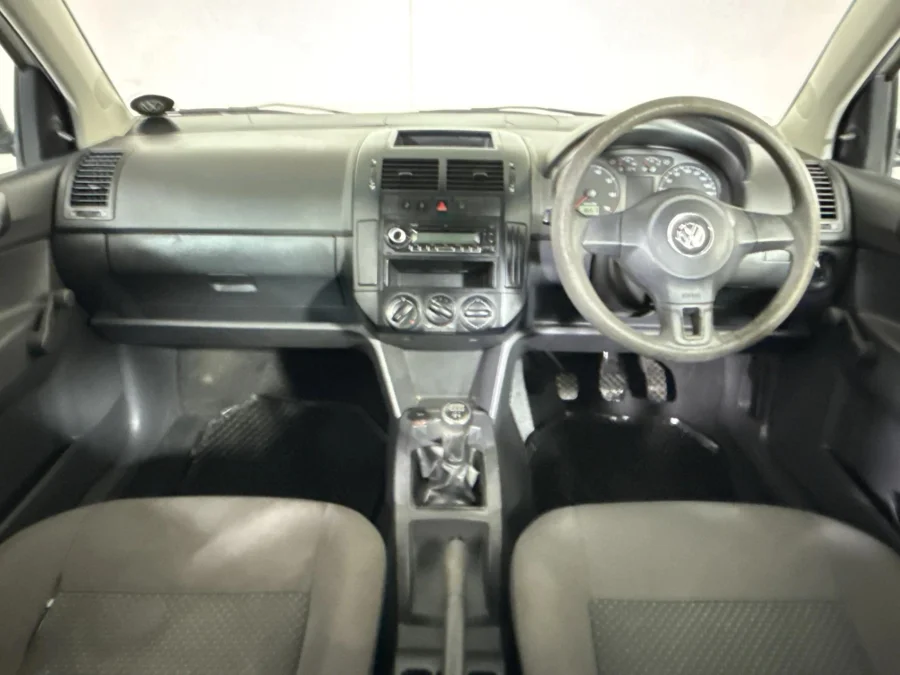 Used 2012 Volkswagen Polo Vivo sedan 1.4 Trendline - WeBuyCars Midstream