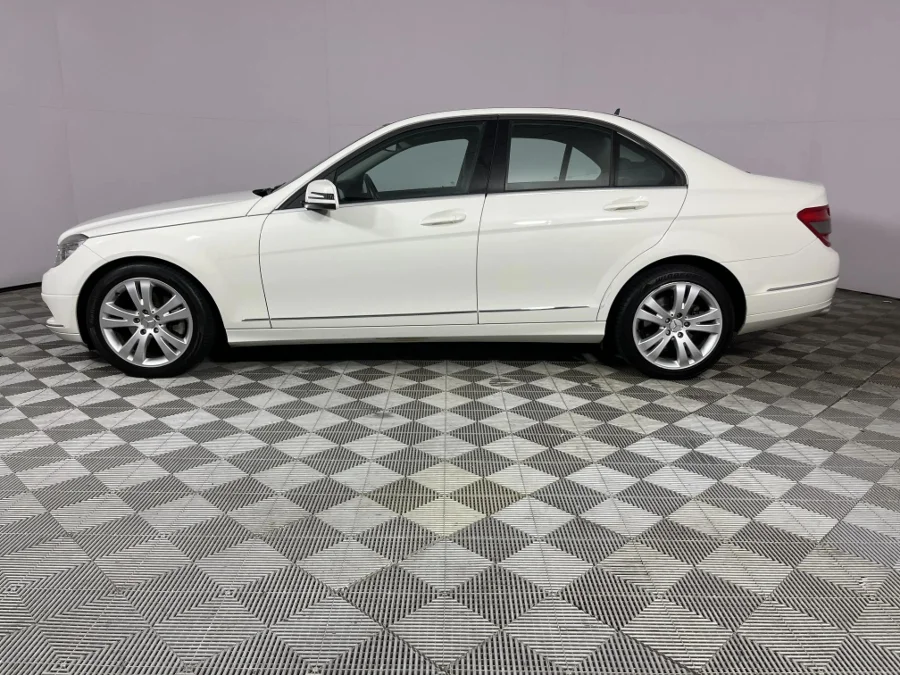 Used 2010 Mercedes-Benz C-Class C300 Avantgarde - WeBuyCars Lansdowne